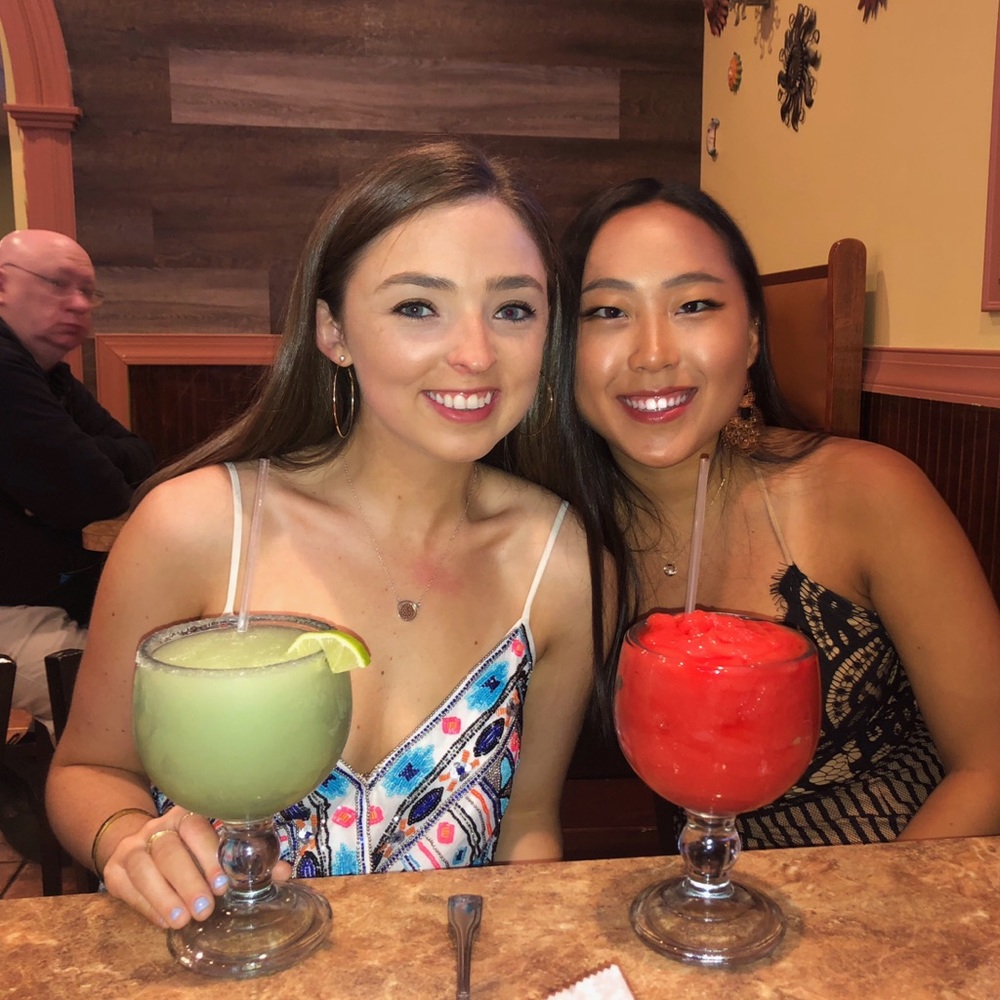 Meet your Posher, Flora